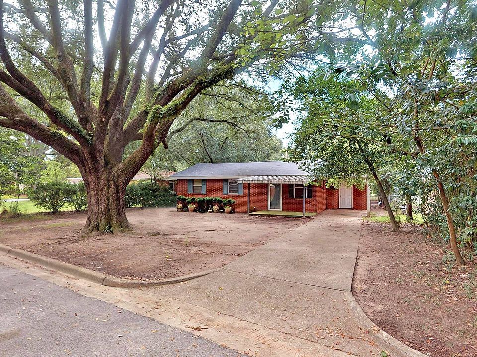 2nd image of 202 Barfield Ave