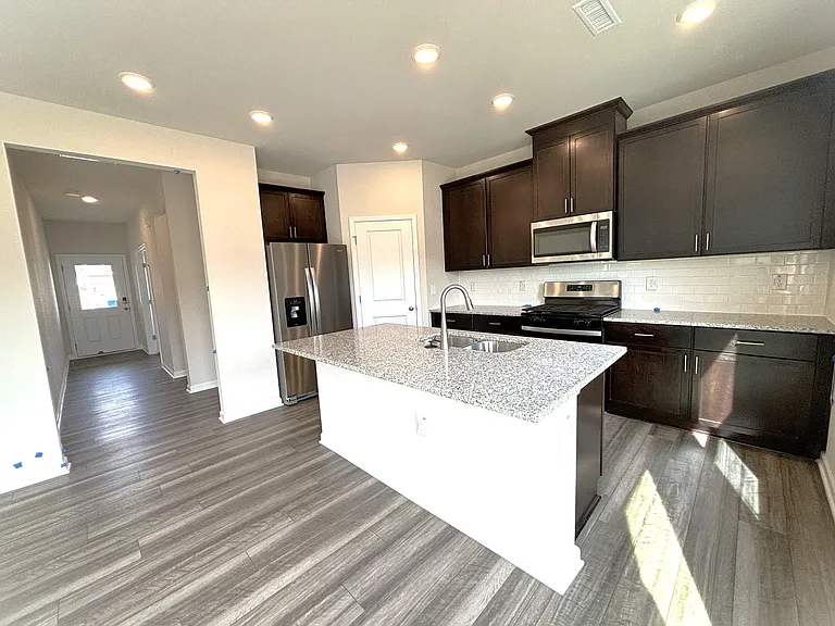 932 Crow Branch Dr — Photo 6