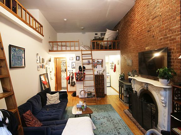 4th image of 70 W 87th St #A1