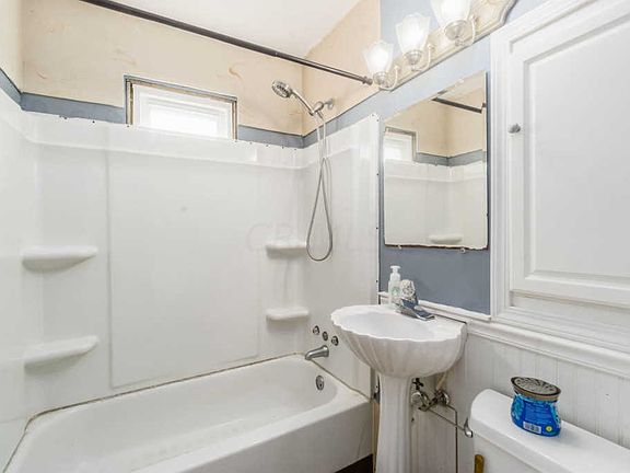 5th image of 4478 Saint Ann Ln