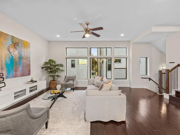 2005 Hickory St, Houston, TX 77007