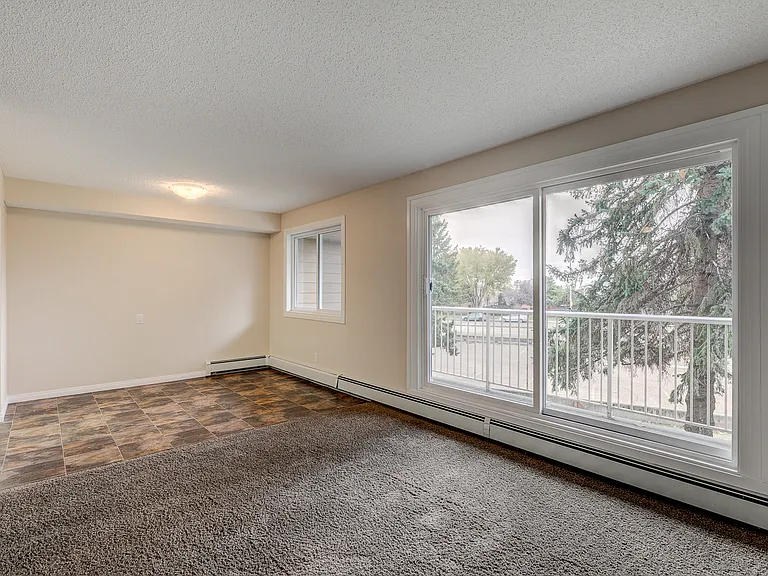 5425 144b Ave NW — Photo 8