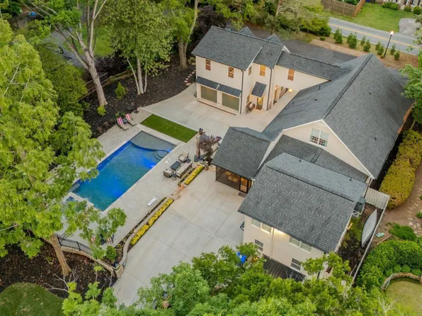408 W Faris Rd, Greenville, SC 29605