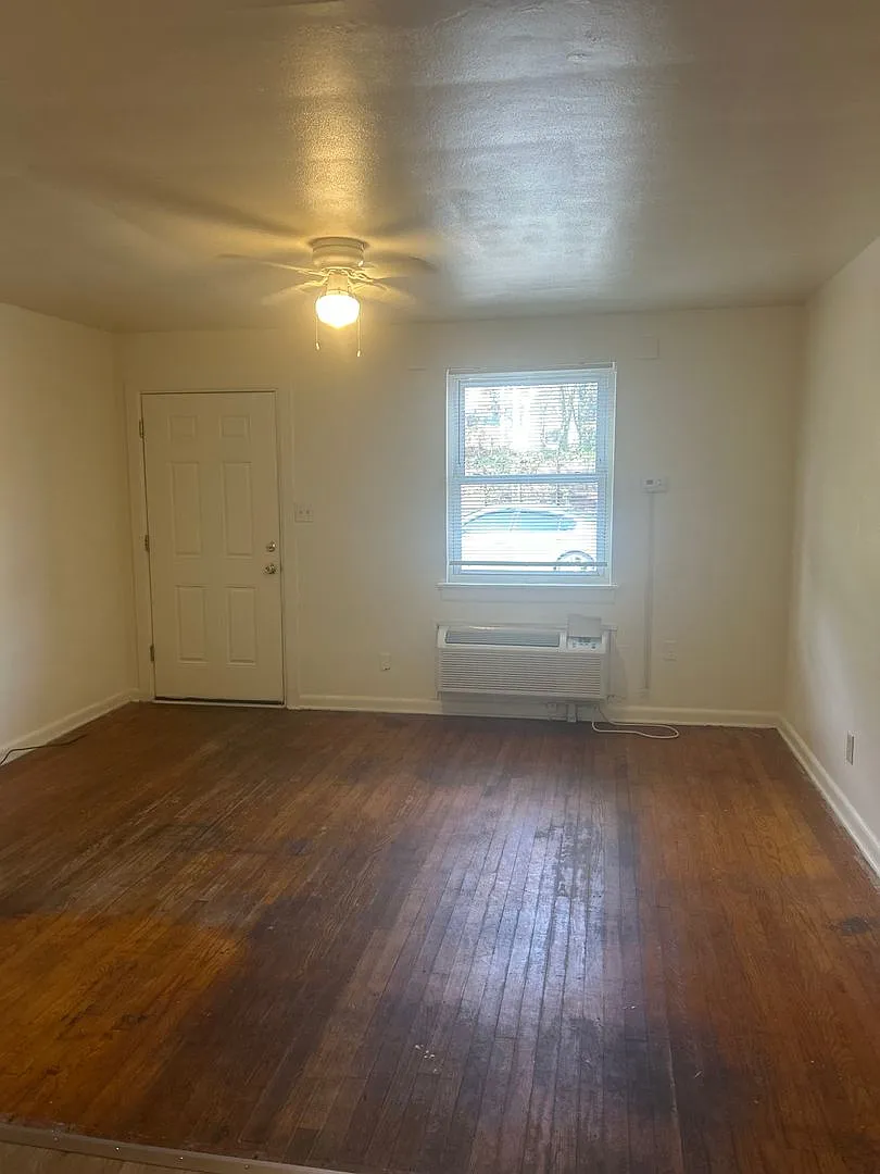 238 9th Ave Pl — Photo 3