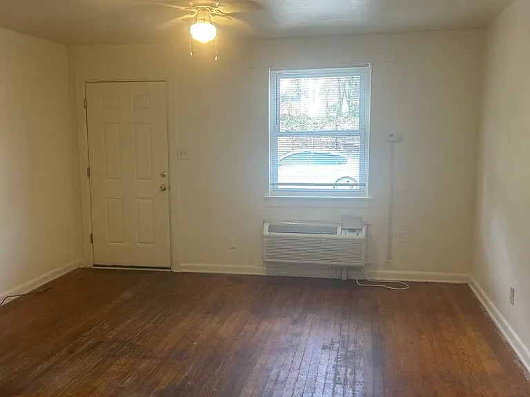 238 9th Ave Pl — Photo 3