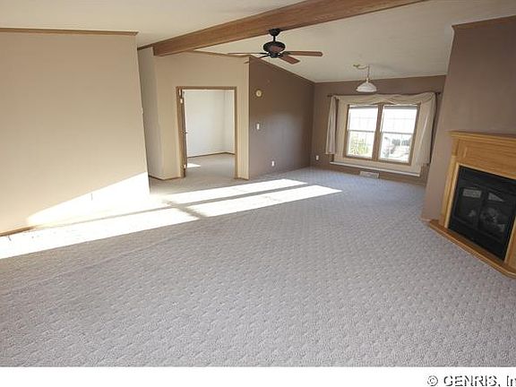 2nd image of 6396 Roberts Dr #201