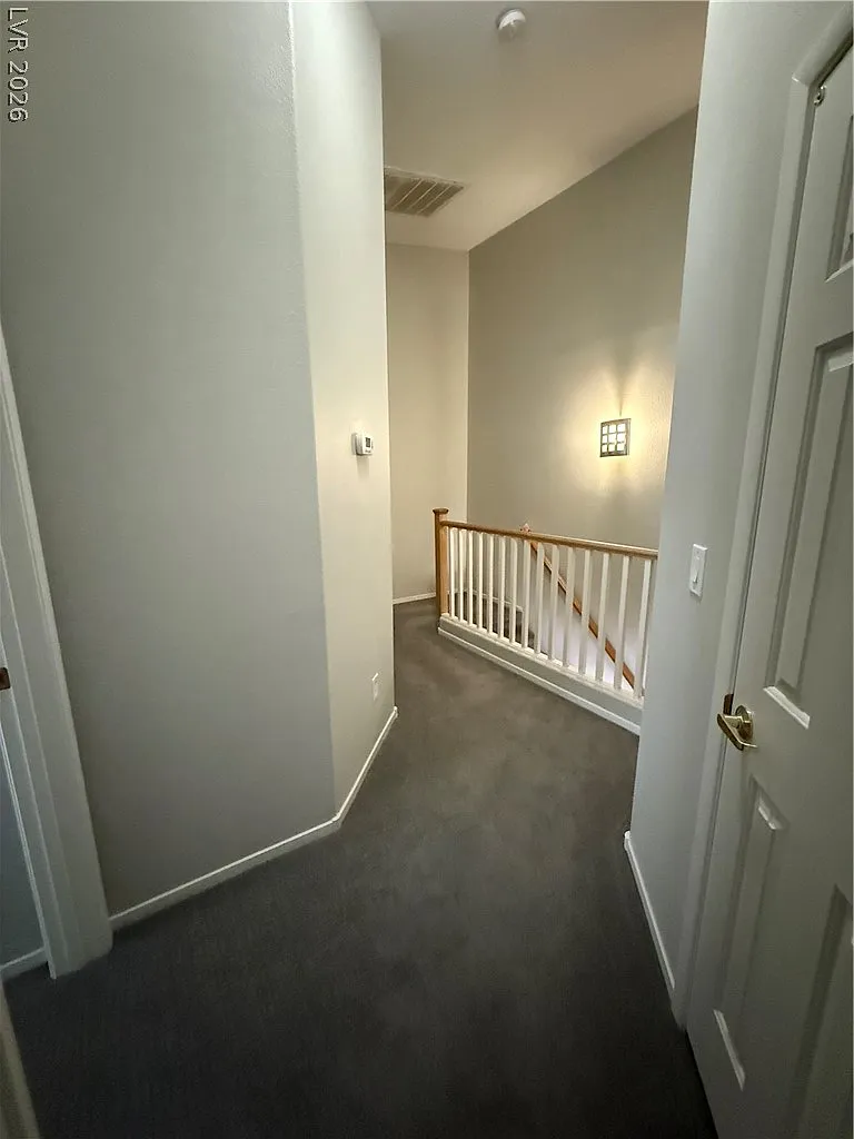 2 bed, 2.5 bath, 1332 sqft, $1,695 — Photo 3