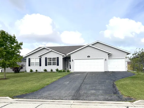15566 Stonecrest Rd, South Beloit, IL 61080