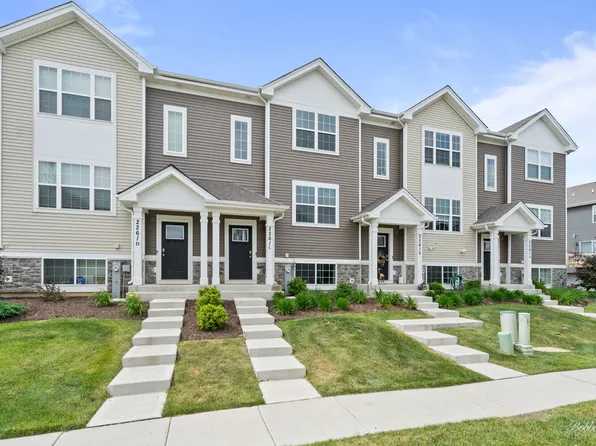 2261 Sassafras Way, Wonder Lake, IL 60097