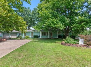 3701 N 155th St, Basehor, KS 66007