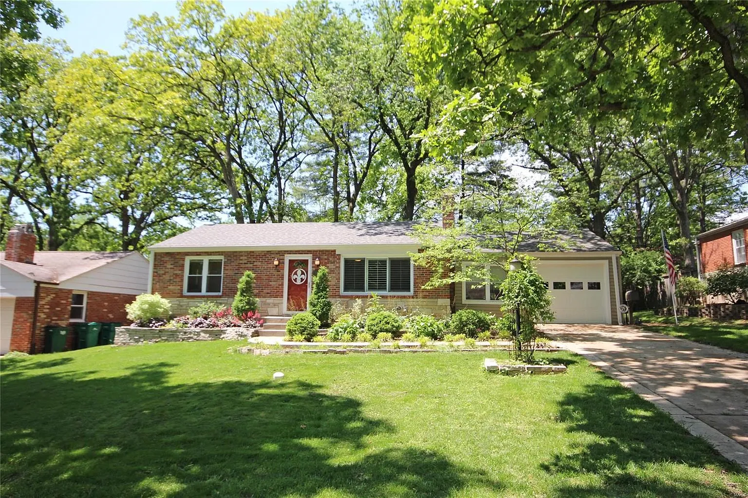 1203 Cheshire Ln photo 1