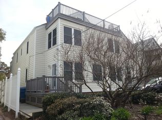 206 70th St, Virginia Beach, VA 23451