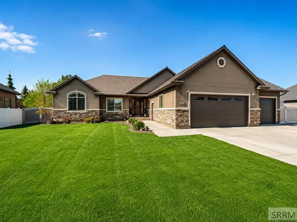 326 Fire Thorn Dr, Idaho Falls, ID 83404