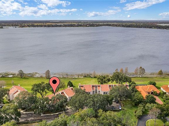 4th image of 202 Laurel Cove Way