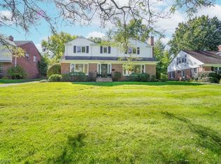 23650 Shelburne Rd, Shaker Heights, OH 44122