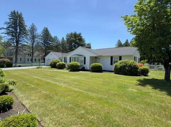 91 Pleasant St, Northborough, MA 01532