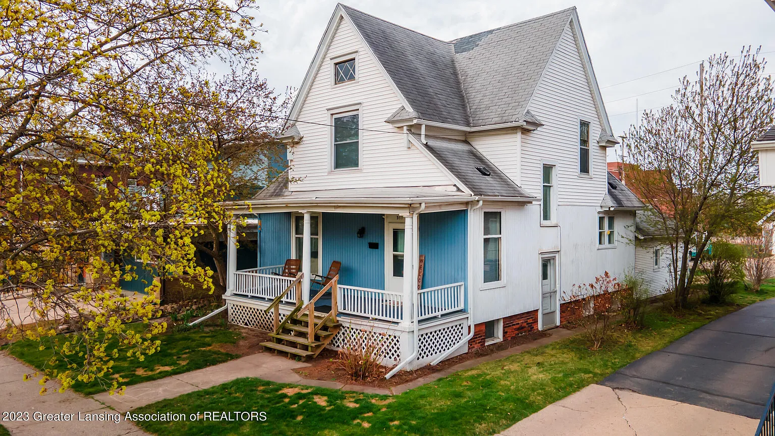 311 N Ball St photo 1
