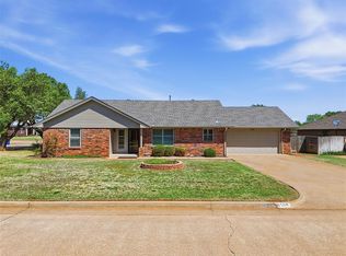 1208 Francis Ln, Kingfisher, OK 73750