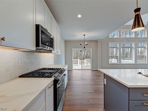 2nd image of 131 Town Centre Dr