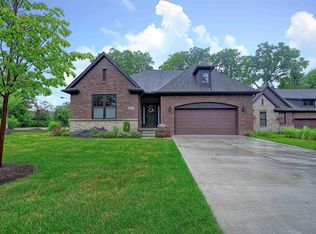 1021 Crestwyk Ln #7, Rochester, MI 48307