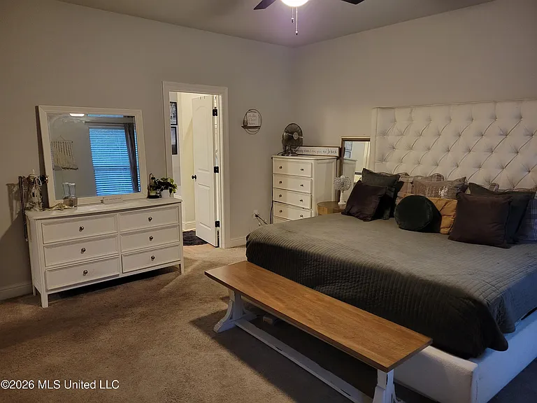 10165 Patrick Dr — Photo 23