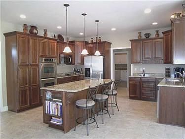 5th image of 1405 Baldwin Ln