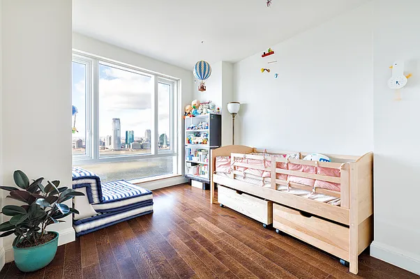 Sold by Compass | media 8