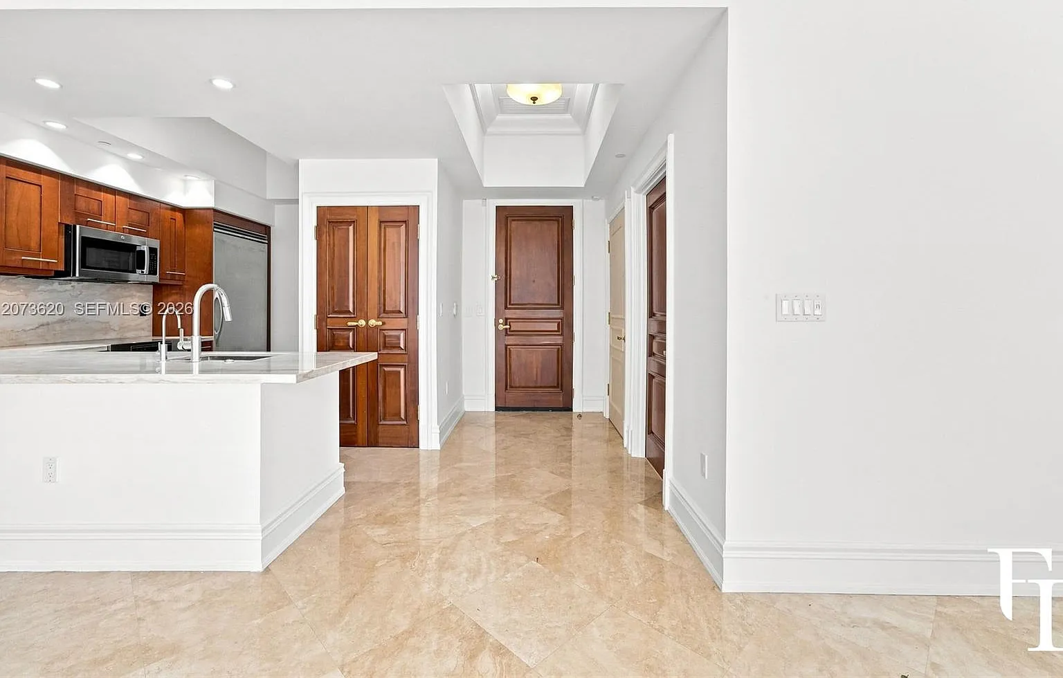 The Gables Condo — Photo 3