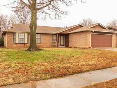 1901 W Honolulu St, Broken Arrow, OK, 74012