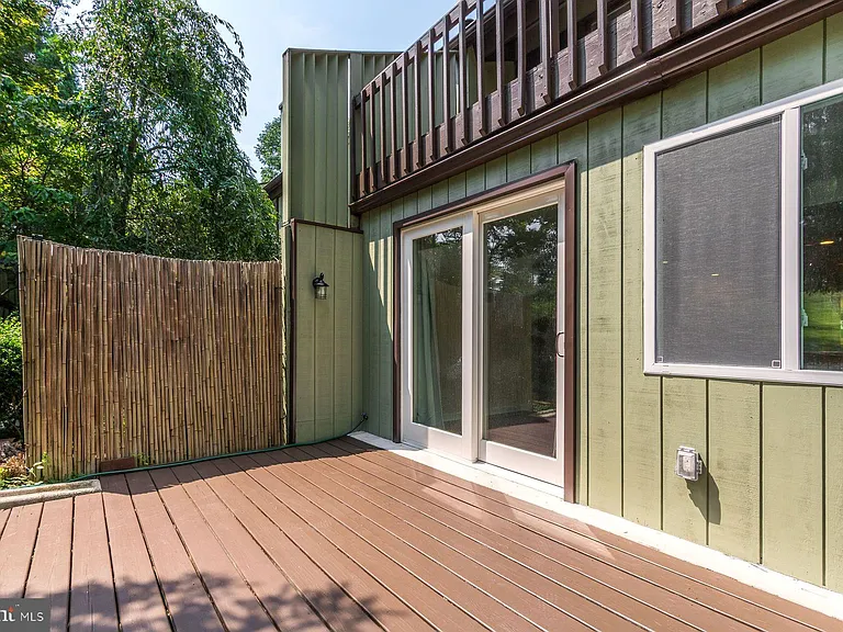 7 Belaire Way — Photo 27