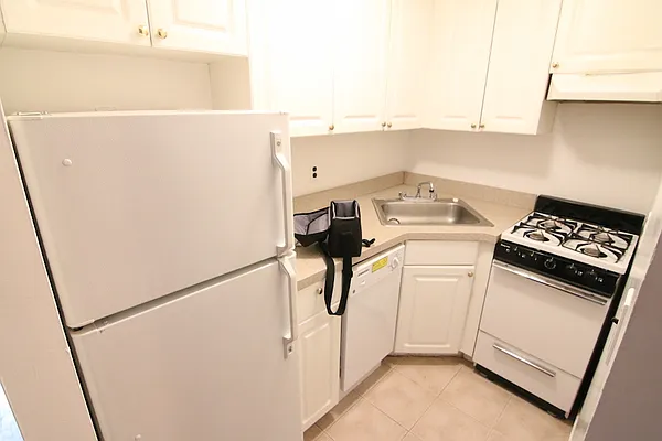 Rented by Guidance Realty Corp. | media 32