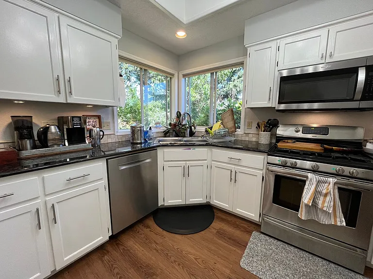 6185 NW 208th Ave — Photo 14