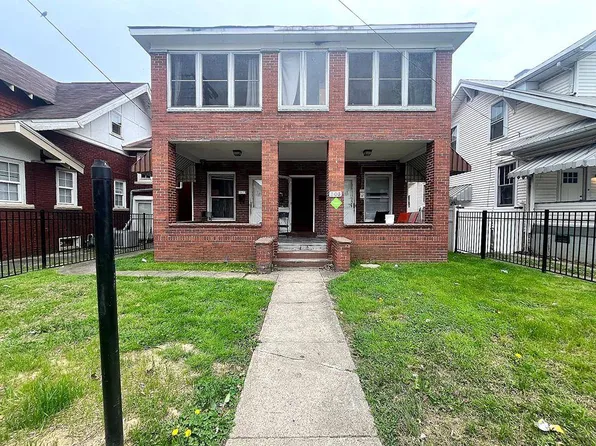 803 6th St, Charleston, WV 25302