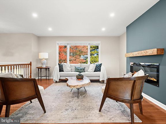 5th image of 4174 Norrisville Rd