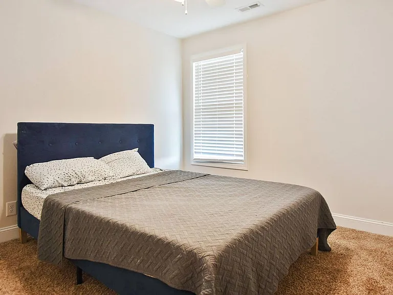1462 Citadel Dr — Photo 12