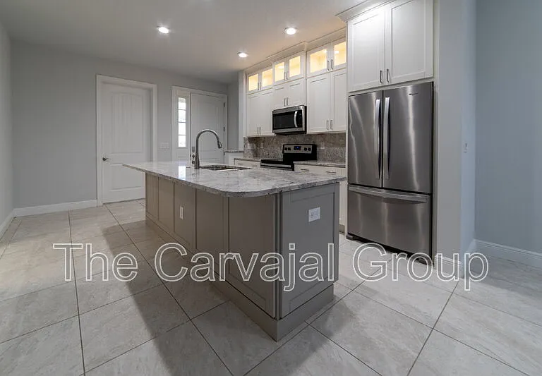 1017 Steven Patrick Ave — Photo 11