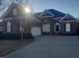 305 Banbury Cir, Simpsonville, SC 29681