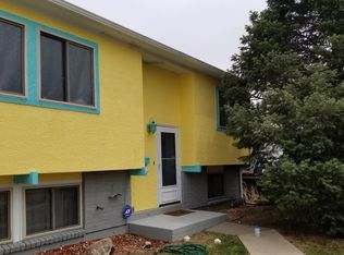 152 Schirra Rd, Pueblo, CO 81001