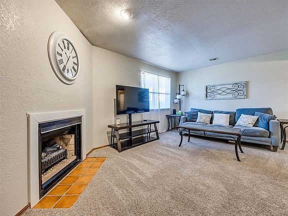 3rd image of 11421 Springhollow Rd APT 1102