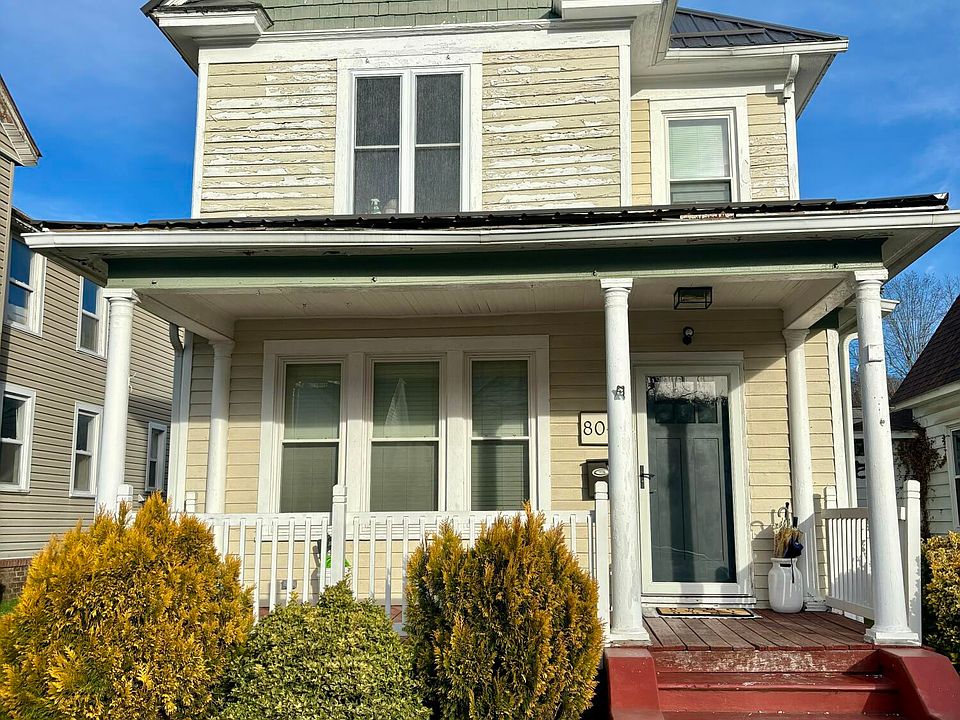 1st image of 804 Rose Ave