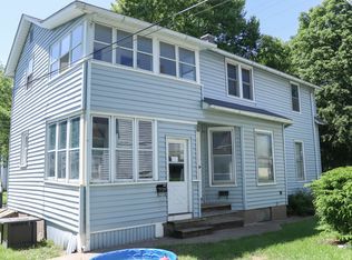 1118 14th Ave, Moline, IL 61265