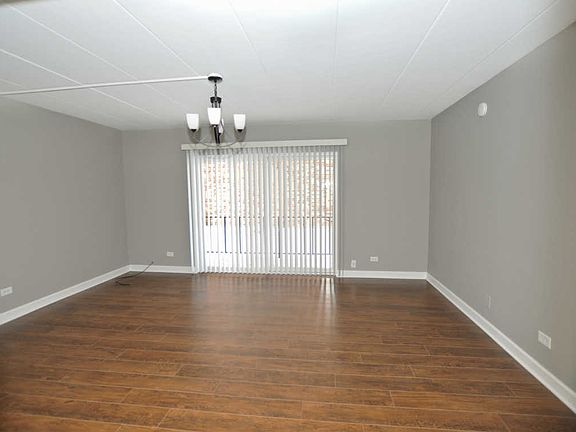 4th image of 7350 Sandalwood Dr APT 103