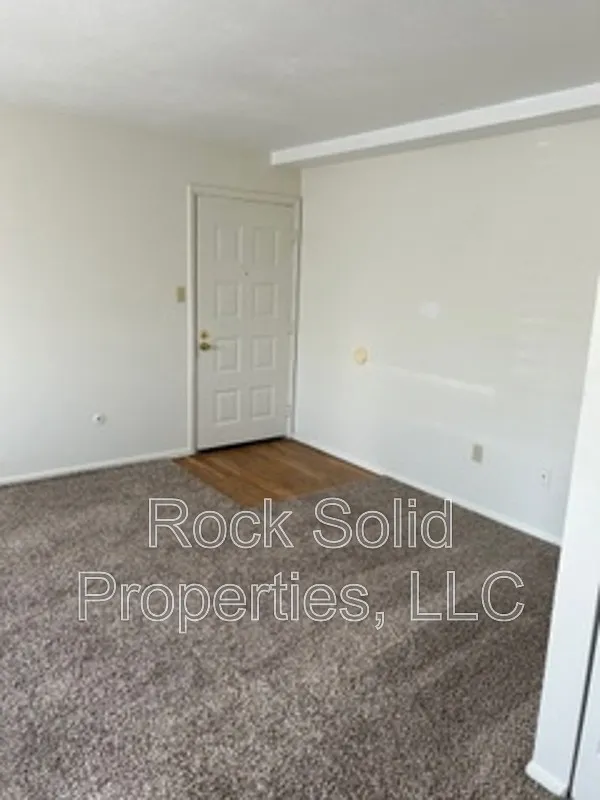1 bed, 1.0 bath, 700 sqft, $950 — Photo 4