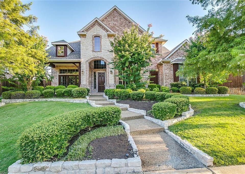 Gorgeous home in prestigious Twin Creeks!