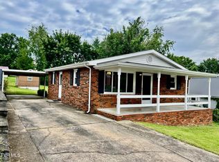 318 Cypress St, Mount Carmel, TN 37645