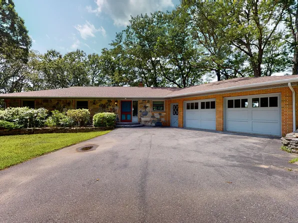 27 Middle Street, Topsham, ME 04086