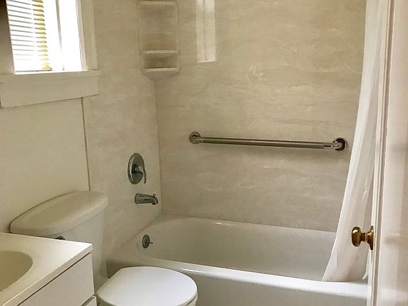 3rd image of 2715 Cabrillo St APT 205