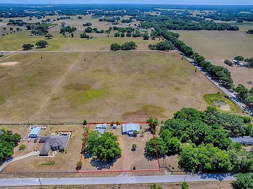 8395 County Road 747 Photo 1