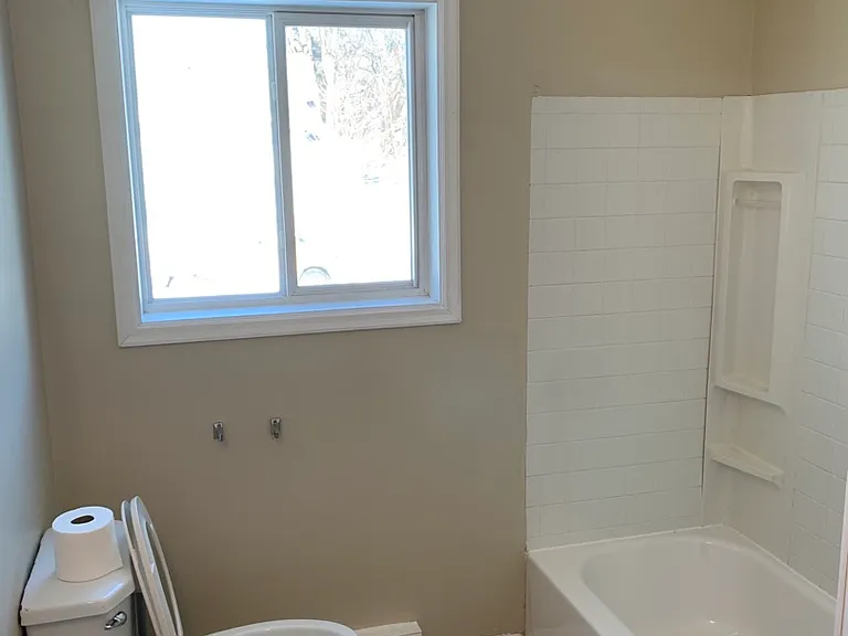 Bathroom (Different View)
