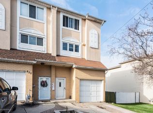 452 Winant Ave, Staten Island, NY 10309